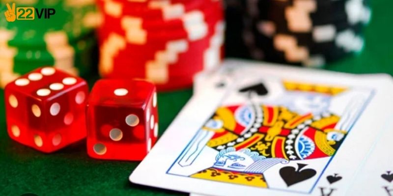 Quy trình tải game bài trên hệ điều hành iOS và Android
